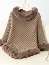 Fuzzy Trim Texture Three-Quarter Sleeve Poncho