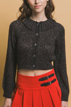 Short collard sweater