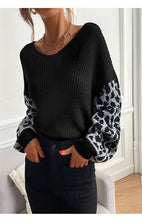 Ladies Crew Neck Leopard Print Contrasting Pullover Sweater