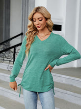 V-neck smocked solid color long-sleeved loose T-shirt top