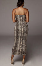 Ladies Sleeveless V-Neck Leopard Print Dress