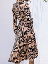 Women's zebra pattern V -neck tie a long -sleeved dress