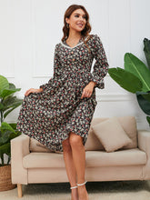 Women's temperament floral lapel lace long-sleeved dress