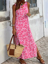 Women's Leopard Print Sleeveless Crewneck Dress