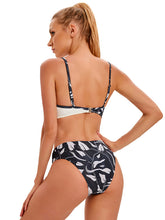 Women's Media Solid Color With Floral Print Split Bikini Top And Matching Buttom Swimming Set