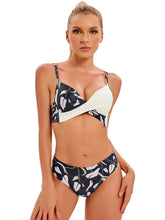 Women's Media Solid Color With Floral Print Split Bikini Top And Matching Buttom Swimming Set