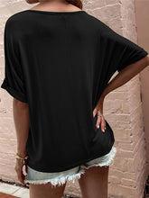 Solid Kink Hem Loose V-Neck T-Shirt